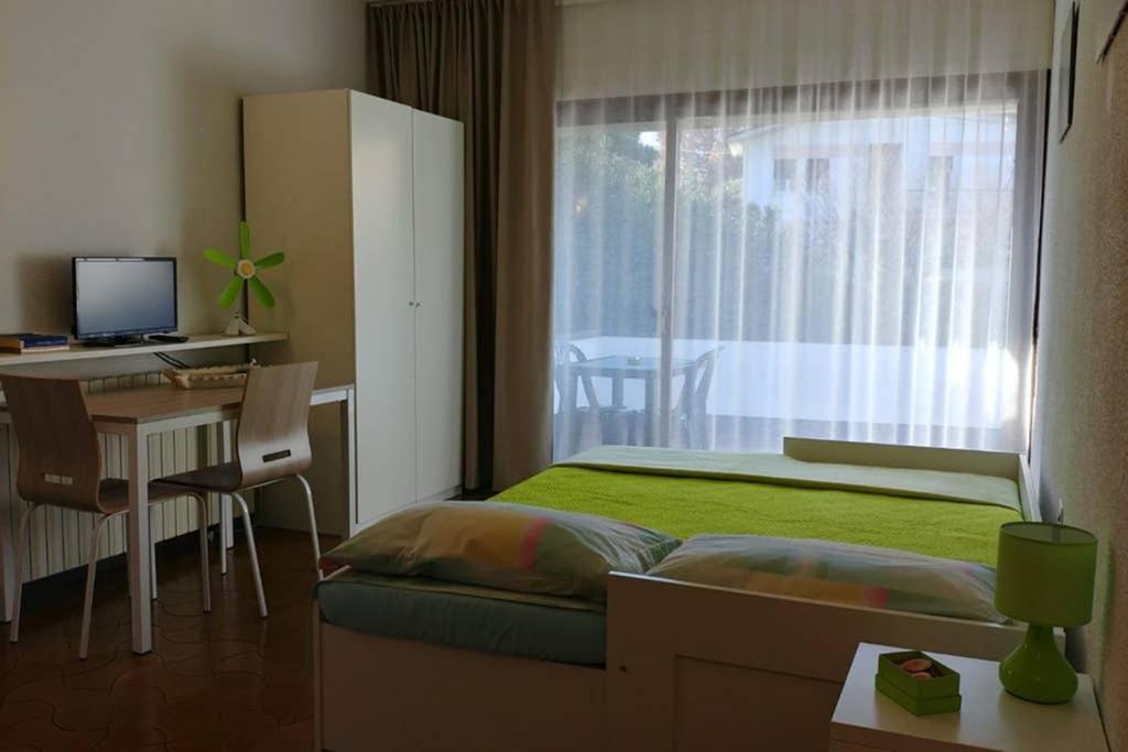 L' Appartamento Del Sole - The Sun Flat Desenzano del Garda Exterior foto